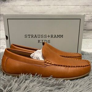 NEW Boy’s Strauss + Ramm Kids Carsson Loafers Size 5